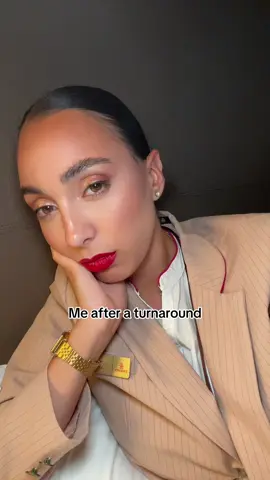 Alguna azafata por acá? Cuál fue su peor turnaround? 😅 #cabincrewlife #emirates #cabincrew #aviacion #fyp #paratiiiiiiiiiiiiiiiiiiiiiiiiiiiiiii #dubai #turnaround 