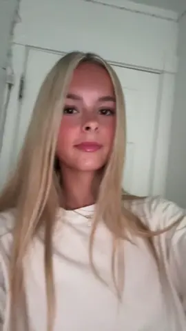 fav hand chain + necklace from @EVRY JEWELS [CODE: VIOLET12] #foryou #fyp #viral #evryjewels #evryjewelscollab #evryjewelscollabs #pr #jewelrybusiness #jewelry 