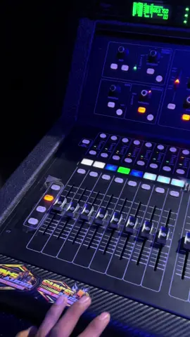 Menyala mas e😍😍🔥🔥#gunsaudio #soundviral #fypシ゚viral #midasm32 #soundindramayuviral 