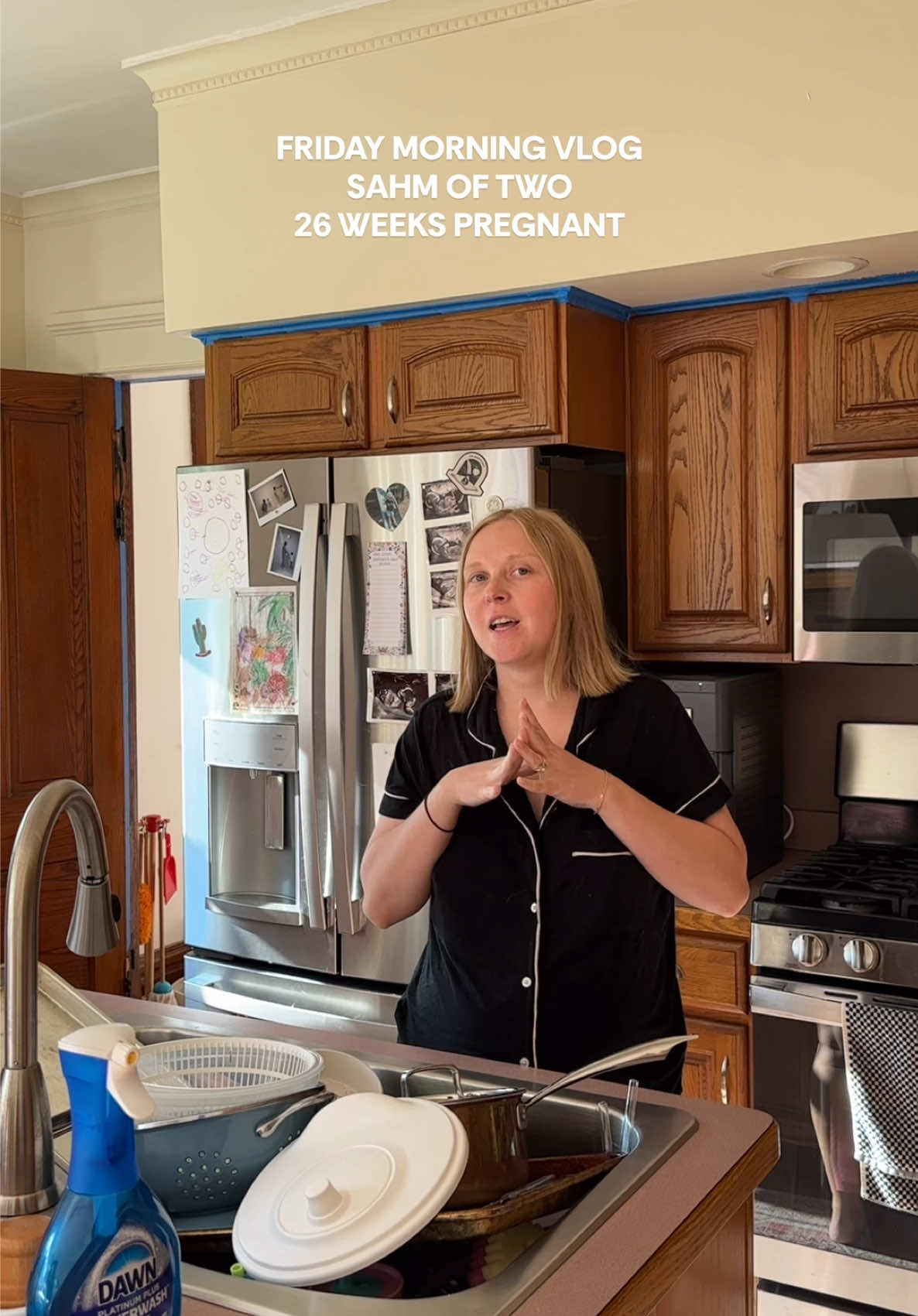 Drop your double (slash triple) stroller recs for me!!! I’ve been eyeing the @Zoe triple for awhile now 👀 #morningvlog #ditlofamom #stayathomemomlife #realisticmomlife #26weekspregnant @Luna Bronze 