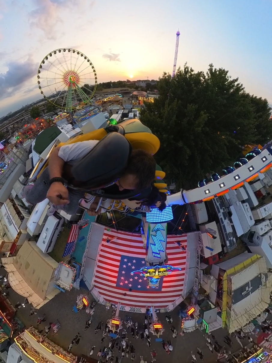 Skater Onride Rheinkirmes Düsseldorf 2025🎡🇩🇪 #kirmes #fy #adrenaline #fair #freizeitparkaktuell 