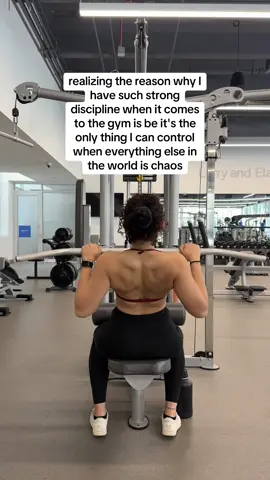 🥲 #gym #gymgirl #motivation #gains #backday 