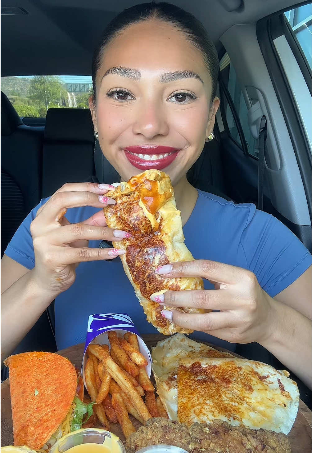 TACOBELL❤️🌯 WHY ARE THEIR NEW TENDERS SO GOOD!🔥 Whats ur go to?😊#tacobell#tacobellmukbang#grilledcheeseburrito#crunchy#mukbang#mukbangeatingshow#asmr#asmrvideo#asmreating#foodvideo#foodasmr#bigbites  