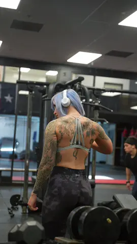 back lookin cracked lately #fyp #foryoupage #Fitness #gymgirl #workout #trend 