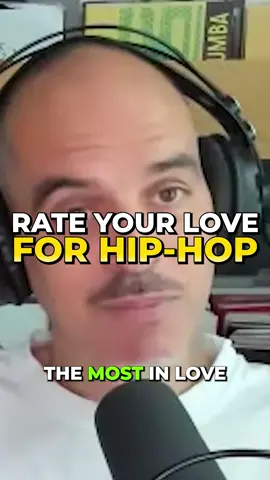 🎙 From co-hosting the legendary 