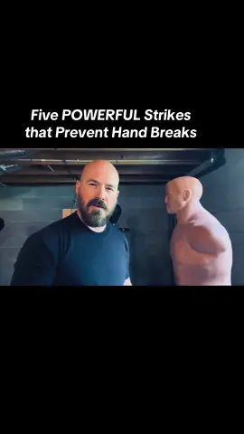 #selfdefense #selfprotection #defensivetactics #martialarts #strikingtechniques 