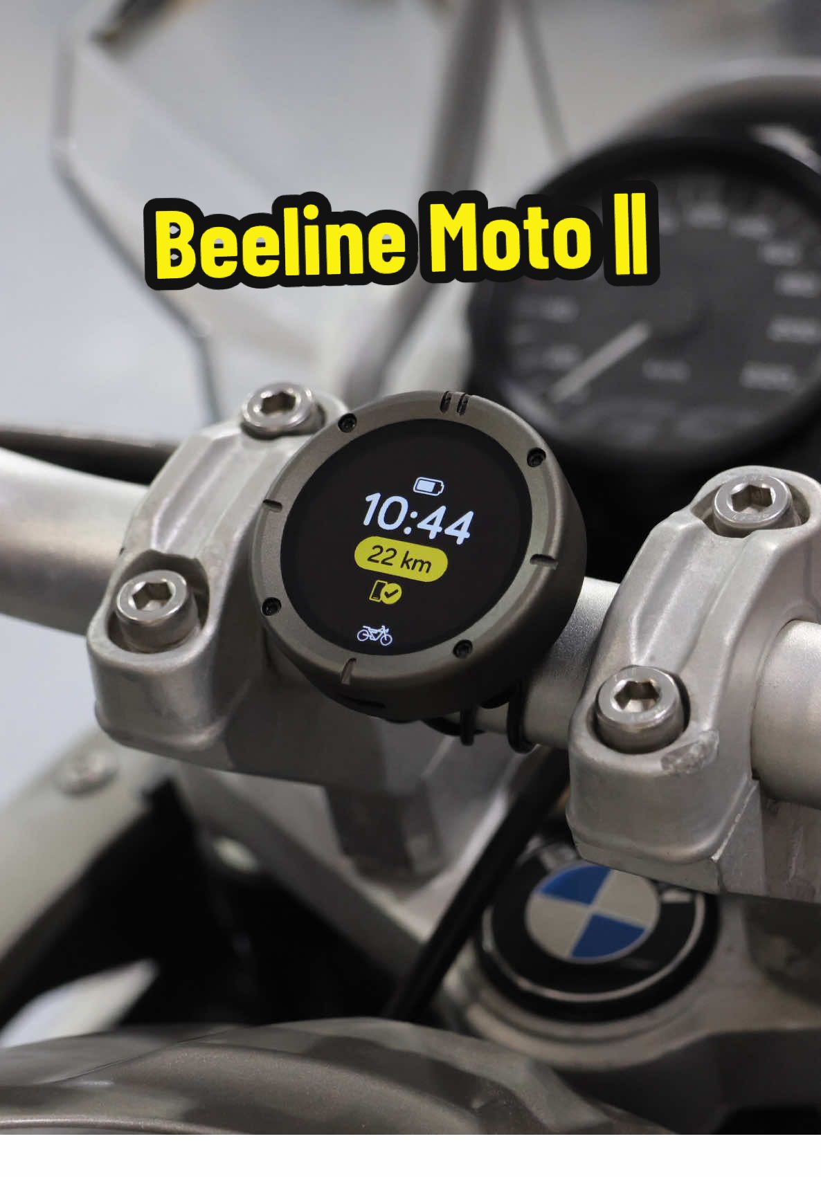 Hoy hicimos llegar un nuevo Beeline Moto a uno de nuestros riders. Minimalista, resistente y diseñado para la aventura, este GPS está hecho para quienes prefieren rodar sin distracciones y con total libertad. 📍 Navegación clara 💪 Resistente al agua 🔋 Batería de larga duración 🌎 Ideal para cualquier ruta ¿Listo para llevar tus viajes al siguiente nivel? Disponible en @Península Garage  #BeelineMoto #GPSParaMotos #RideSmart #EVEXMéxico #EntregaBeeline