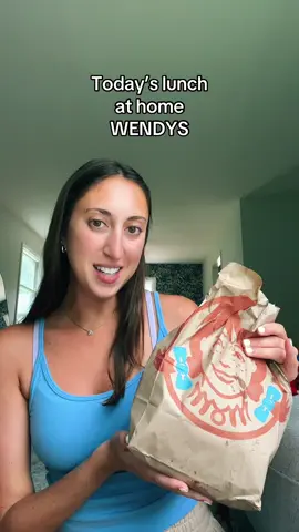 I like these saucy nuggets more than most boneless wings !!! #wendys #mukbang #fastfood #lunch #noellelovessloths 