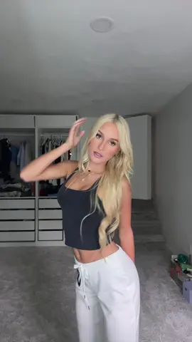 obsessed with this dance #foryou #dance #RoomTour #fyp dc:@Faith😴 