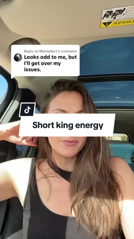 Replying to @Mentallect thinking tall woman and short guy is odd is giving high school insecurities, but who am I to judge… 