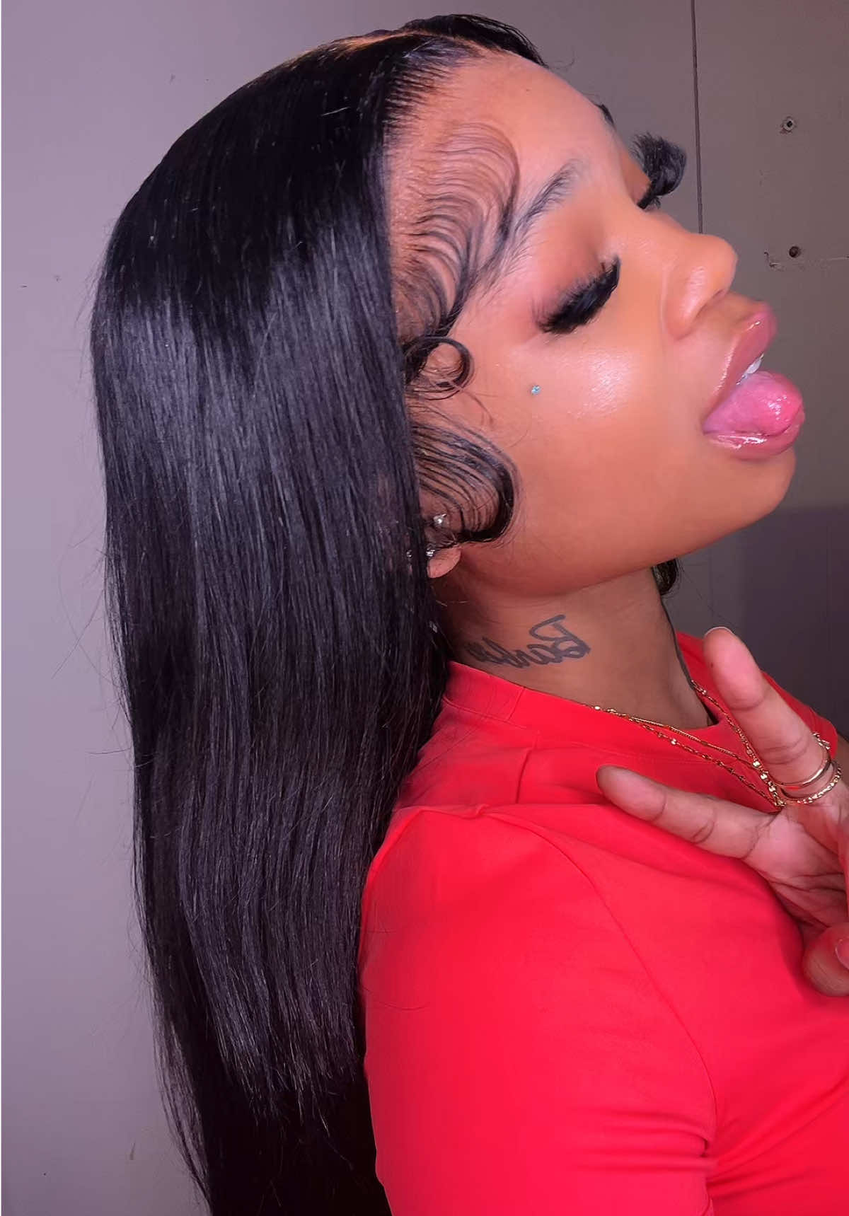 Super full and long 30” 13*6 Jet black body wave wig from:’@sterlyhair 😍 click the link in bio to purchase #jetblack #30inchwig #sterlyhair 