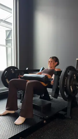 the @YOUNGLA set made it 10x better too