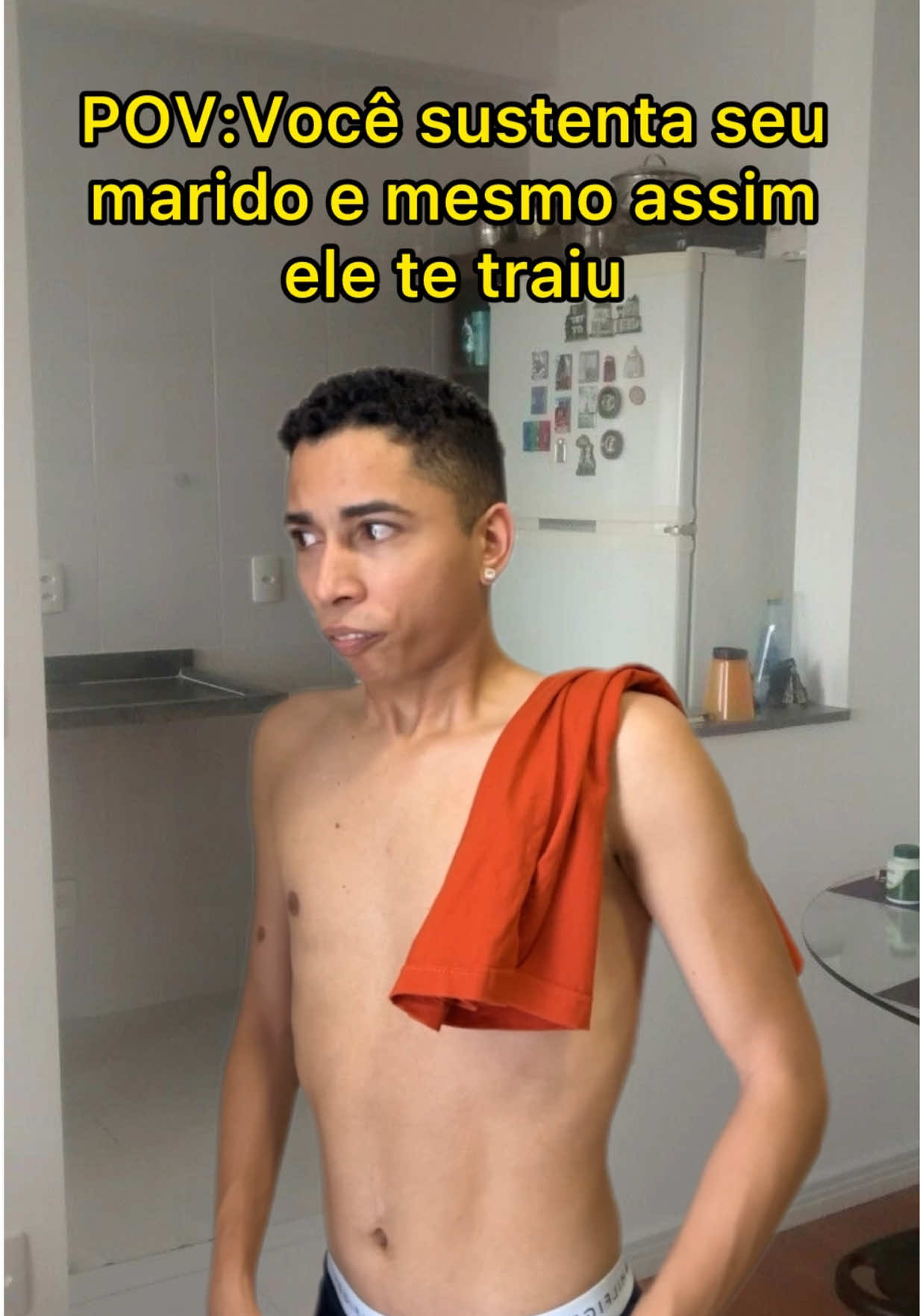 Além de banca ainda é traída , tá babado HAHAHAHAHAHAAHAHAHAHAHAHAHAH
