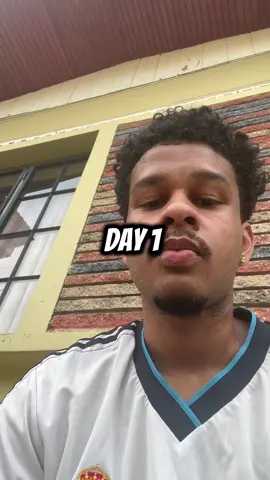 30 Day Skill Challenge Day 1 🔥#fyp #tik_tok #foryoupage #football #challenge #footballvideo #30dayskillchallenge #ronaldo 