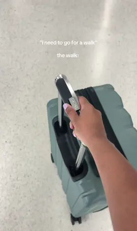 catching flights ✈️  #airportlife #mykindawalk #traveling #traveltiktok #traveltok 