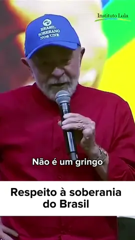 Aqui é o Brasil! 🇧🇷  Lula reafirma o compromisso inegociável com a soberania do Brasil.  Diante das ameaças de sobretaxas e pressões externas, o presidente deixou claro: o Brasil tem voz própria, dignidade e não se curva a interesses estrangeiros.  Uma liderança que defende o povo brasileiro com coragem e responsabilidade. #lula #presidente #brasil #soberania #BrasilSoberano 
