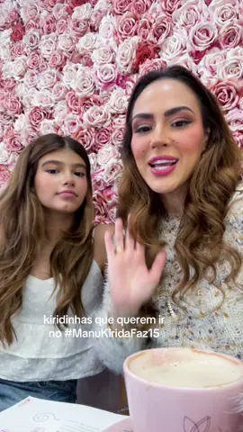 Ajudem a gente com o nome do nosso filmaker! O nome escolhido aí entrarem live com a gente! Caprichem #garotaskiridas #ManuKiridaFaz15 #maeefilha 