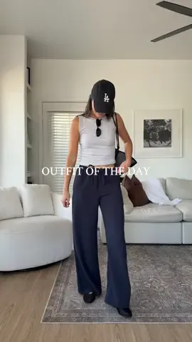 laid back friday vibes ✌🏼 #OOTD #outfitoftheday #summeroutfit #widelegpants #outfitideas #outfitinspo #pinterestoutfit 