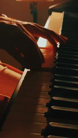 Sadness, nostalgia and love #corpsebride #TimBurton #piano #pianoforte 