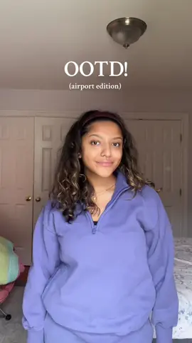 Elevate Your Outfit Game! Set from @Aritzia 🩵 If you’re like me and you hate wearing anything but sweats to the airport, a matching set can help you feel more put together! #fashiontips #outfitideas #styleinspo #fashiontrends #OOTD 
