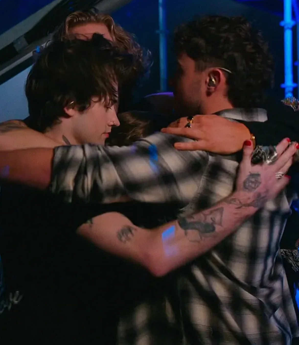 MTM ALL THE WAYYY 💪🏼 || quality’s bad but anyway 🙏🏼 || #midnighttilmorning #mtm #masonwatts #zachnewbould #shaneappell #conorsmith #fyp #viral #tmultzdirection @𝒟 @×͜×⁴³ Kushi ¹⁶ﾒ𝟶 @ⁿᵃᵉⁿᵃ’ˢ ᵛᵉʳˢ 🐚. @midnighttilmorning @Zach Newbould @masonwattsmusic @Shane Appell @Conor Smith 