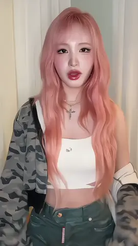 #LIZ | @*𓈒𐔌ׁ 𝐊i̲Ჩk̤k̤y ! 🐧*  amei essaaaa !! #viral #fyyyyy #fancam #kpop #liz 