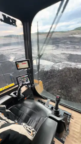Shift Change #bigdigger #tambangbatubara  #fypシ 