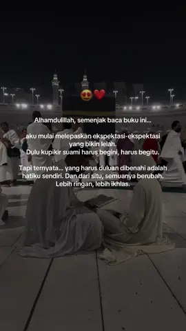 Buku ini nggak nyalahin siapa pun. Tapi ngajak kita introspeksi pelan-pelan. Link-nya ada di keranjang kuning, kamu bisa mulai dari sekarang. #CurhatIstri #MenikahDenganIlmu #BukuReligi #tiktokbuku 