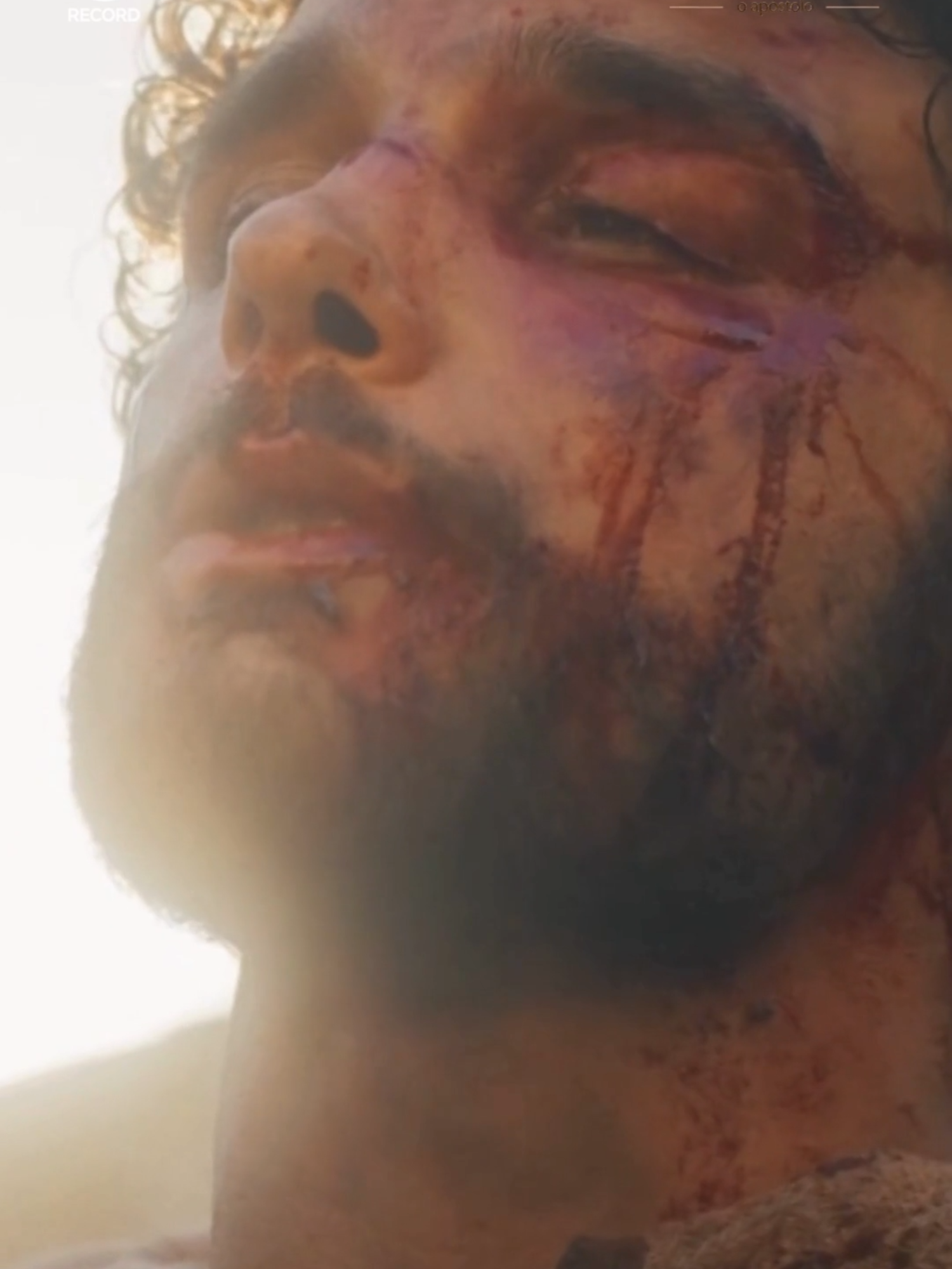 Furioso com os seguidores de Jesus, Herodes mata Tiago, o primeiro dos discípulos de Jesus a morrer pelo evangelho. ➡️ Assista à cena completa de #PauloOApóstolo em PlayPlus.com ou a este e demais episódios no UniverVideo.com