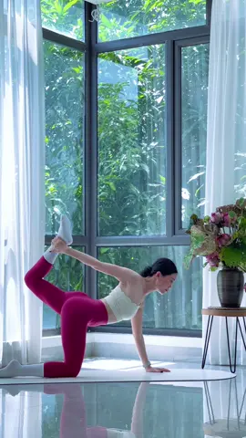 Bạn mong chờ điều gì từ giáo viên yoga của bạn? Hãy chia sẻ cùng Huyền nhé #xuhuong #xuhuongtiktok #yogawithhuyen #phongtapyogathanhhoa #yoga outfitby: @La Muse Activewear 