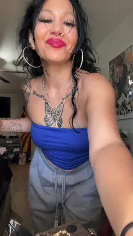 #tgif #keeptheirheadsringin #foxy💋roxy #chicana #roxana🤎 