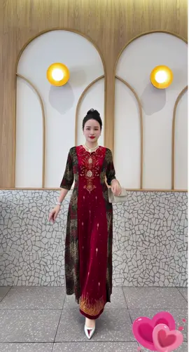 Đầm dạ hội sang trọng cho mẹ#damtrungnien #damchome🌷 #damcogian #damnguoilontuoi #damdicuoi #damdahoi