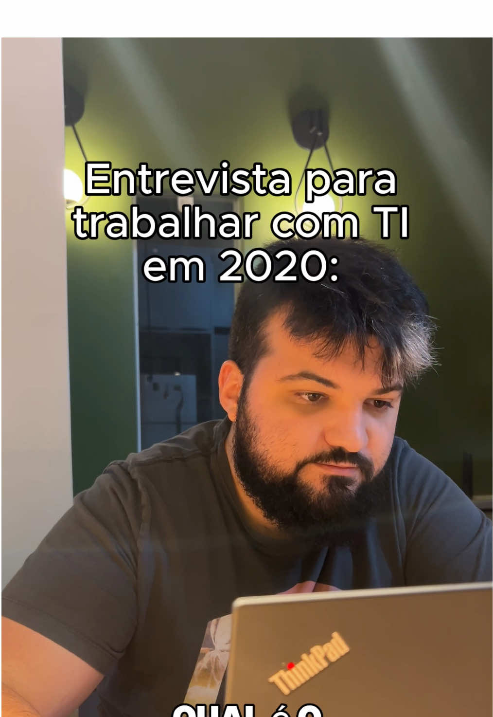 A vaga é pra suporte júnior. Mas pedem Firebase, Free Fire, Fortnite, Netflix, Docker no locker, samba-enredo, cPanel da Brastemp e ainda saber Japones. Salário? R$ 1.512 e “chance de crescimento”. Tá tranquilo, né? Só falta pedir pra montar o PC com a mente e fazer deploy com pensamento positivo. #TI #MemeTI #SuporteJunior #EntrevistaDeEmprego #HumorTI #TechLife #VidaDeTI #SpaderLabs
