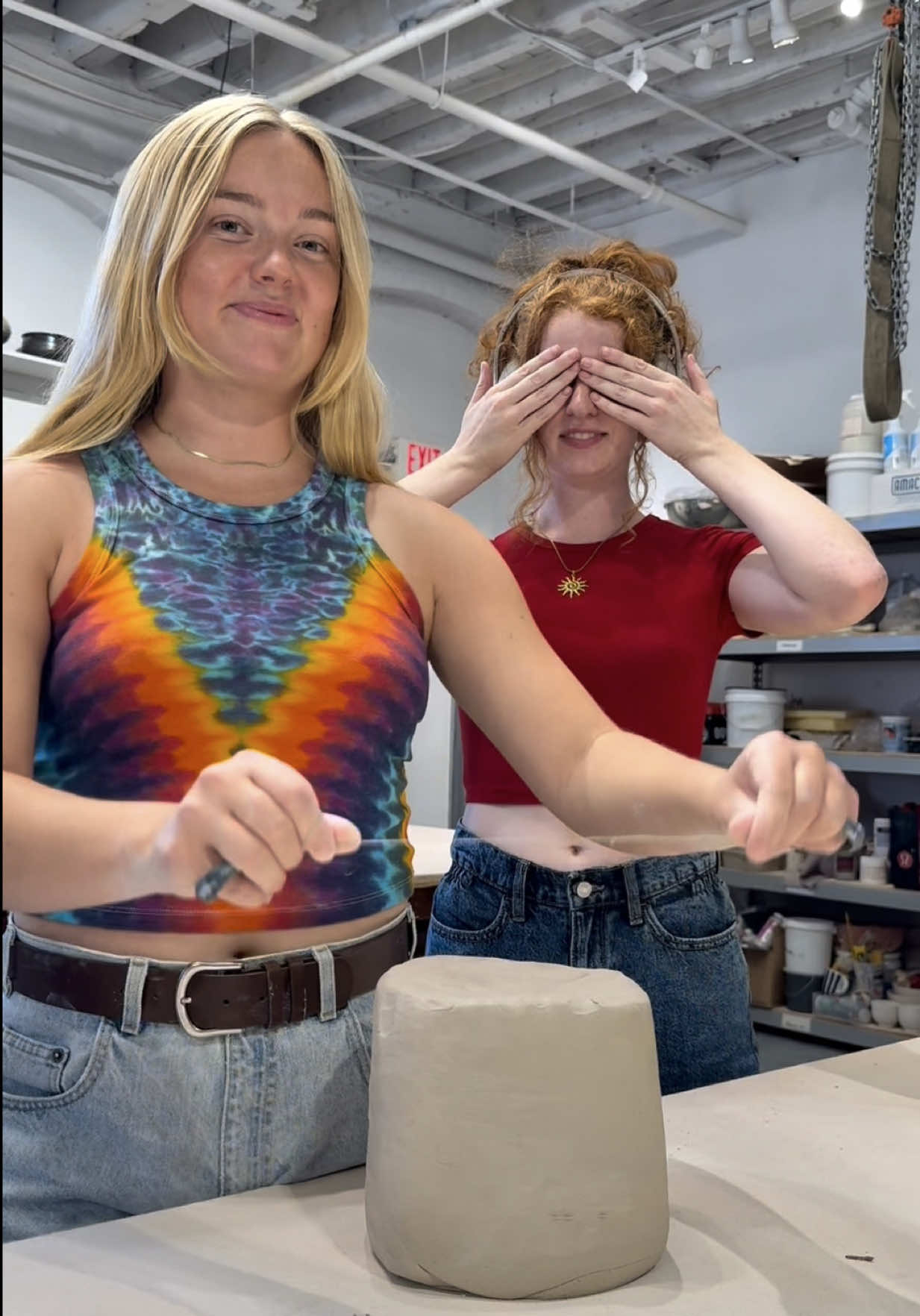 ok ok okkkk this one was crazy @grace #dragonflyceramics #blindreact #blindweight #ceramics 