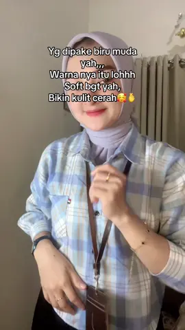 Biru muda nya kalem kali🥰🫰 #kemejaflanel #tiktoklive #fyp 