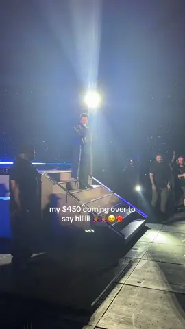 other security guard unlocked⁉️ #theweekndconcert #theweeknd #abeltesfaye #favouriteartist #afterhourstildawnstadiumtour #outoftime #vancouver @The Weeknd 
