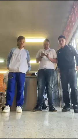 🤣🤣🤣 #paratii #prepromo #viralll #like #colegio #salon #recocha 