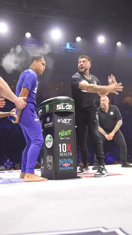 Godfrey gets its done in Round 1 🕷️    Tune into $VET #PowerSlap14 NOW on YouTube