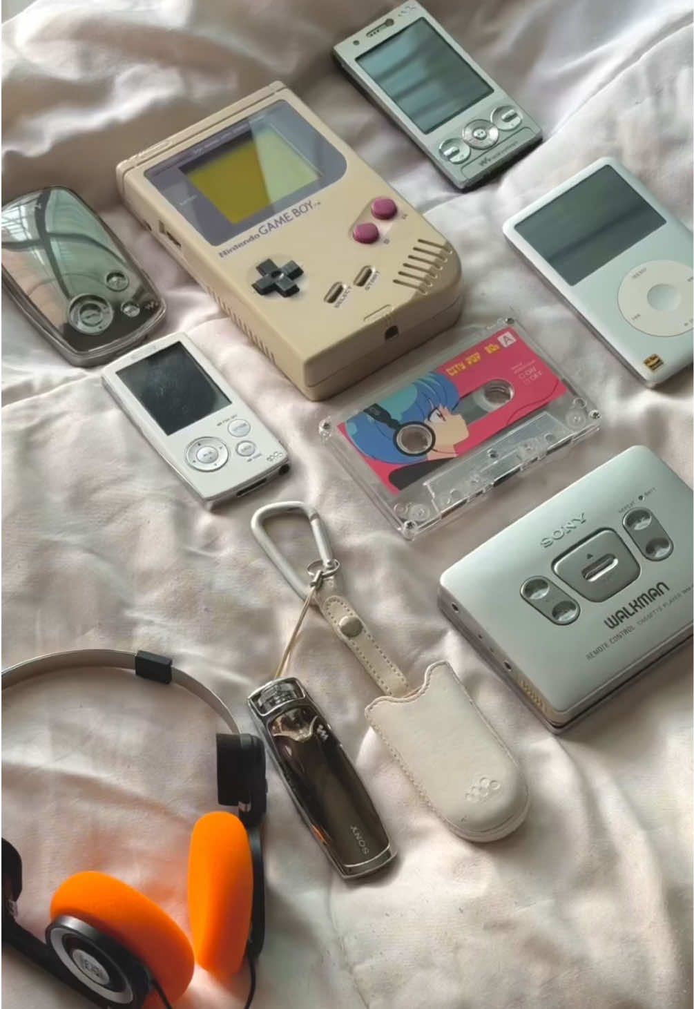 #ipod  #ipodclassic #ipodtouch #ipodnano #ipodshuffle  #ipods #ipodmini #ipodcase  #ไอพอด  #ไอพอดมือสอง  #ไอพอดคลาสสิค  #ไอพอดทัช  #ไอพอดมือสองราคาถูก  #ขายiPod  #ขายไอพอด  #กล้องดิจิตอล  #กล้องดิจิตอลเก่า #ขายกล้องดิจิตอล #Y2K #เครื่องเล่นเทป 