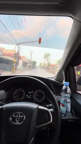 Lokal wae ben ora kesasar🤭 Ready unit untuk di sewa 📲 #sewamobilpekalongan #sewamobilbatang #beranda #inovareborn #rentalmobil 