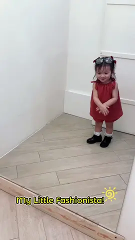 Serving looks from head to toe 👶✨ Ellie’s feeling her fashionista vibes in her outfit from Meet My Feet! 💕  📍Greenhills Mall @themommyweekly @mmfkids #OOTD #MeetMyFeet #TheMommyWeeklyxMeetMyFeetCollab @mmfkids #cute #cutebaby #model #modelbaby 