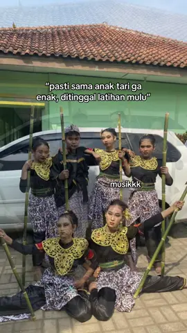 coba coba jalanin dulu😌😌 #fyp #senitari #tari #xyzbca #trending 