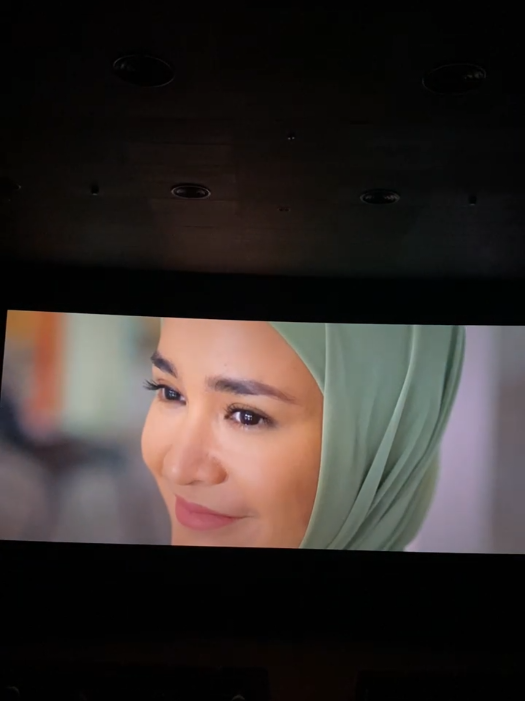 Film Assalamualaikum Baitullah. 10/10 best bangettt filmnyaa😍😍🥹🤍✨️  Kalian harus nonton👋🏻#filmasba #arbaniyasiz  #michelleziudith 