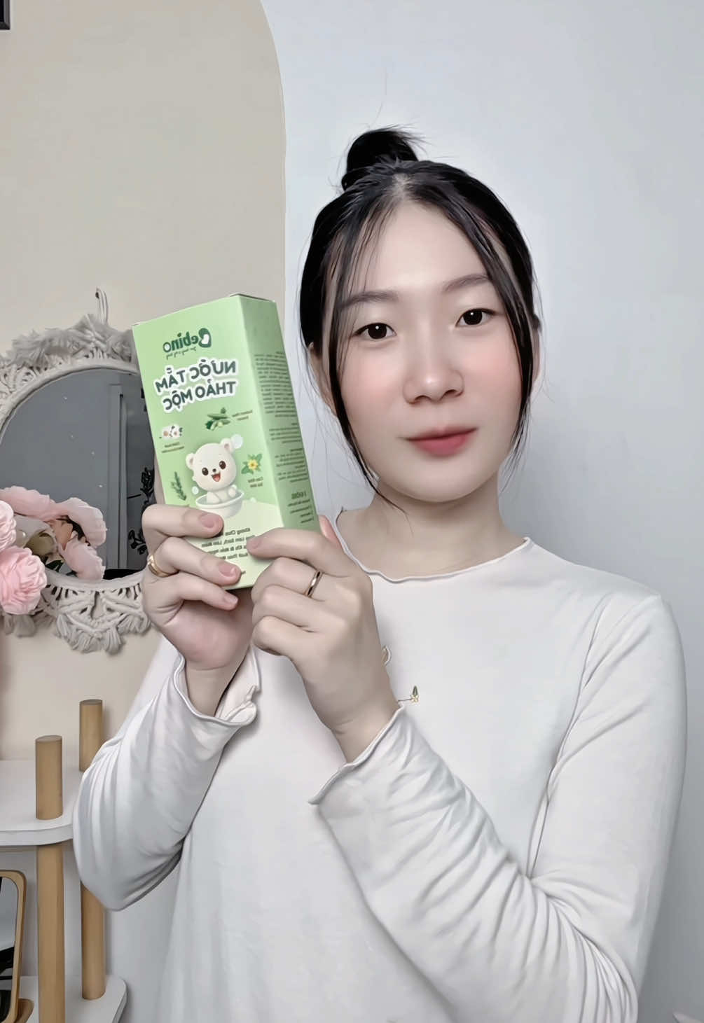 Nếu mà biết em nước tắm gội này sớm hơn thì tui đã quá nhàn rồi #bebino #nuoctamgoithaoduoc #nuoctamthaomoc #chamsocbe #mevabe #emberyann #nuoctamembe 