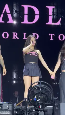 my girls 💗 #DEADLINE_IN_CHICAGO #BLACKPINK_DEADLINE. #BLACKPINK_DEADLINE_IN_CHICAGO #LISA #LALISA #JISOO #JENNIE #ROSÉ #DEADLINE_IN_CHICAGO #LearnOnTikTok #xhtiktok 