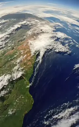 Puff Me Up x AI Earth Zoom In/Out  #ai #FYP #trending #makeitvirаl #football #nature 