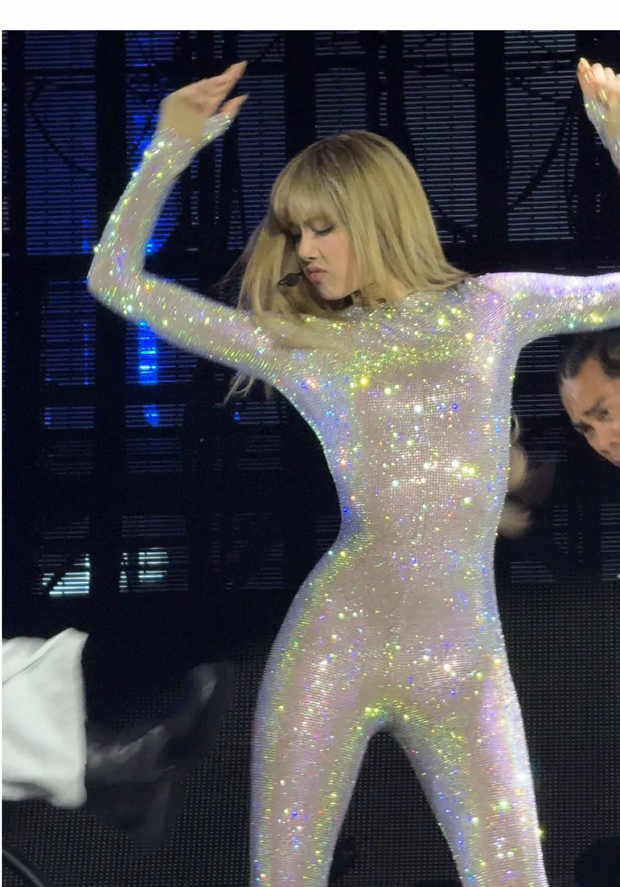 THUNDER BY LISA IN CHICAGO! 🖤🩷 #BLACKPINKDEADLINEWORLDTOUR #blackpink #blackpinkchicago #deadlineworldtour2025 #Lisa@blackpinkofficial 