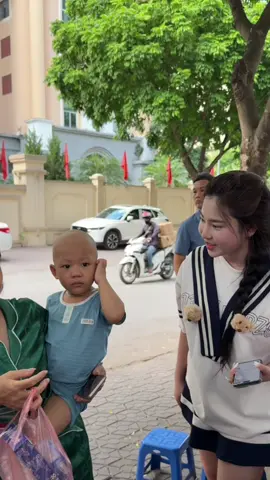 Việc tốt không cần giấu, điều đẹp không cần che. Nếu có ai đó chọn cách âm thầm, mình tôn trọng. Còn mình chọn cách lan tỏa. Mỗi người một cách gieo hạt ♥️  @Lương Quỳnh Như @Lương Quỳnh Như Real  #luongquynhnhu #xuhuong #viral #tuthien #hanoi 