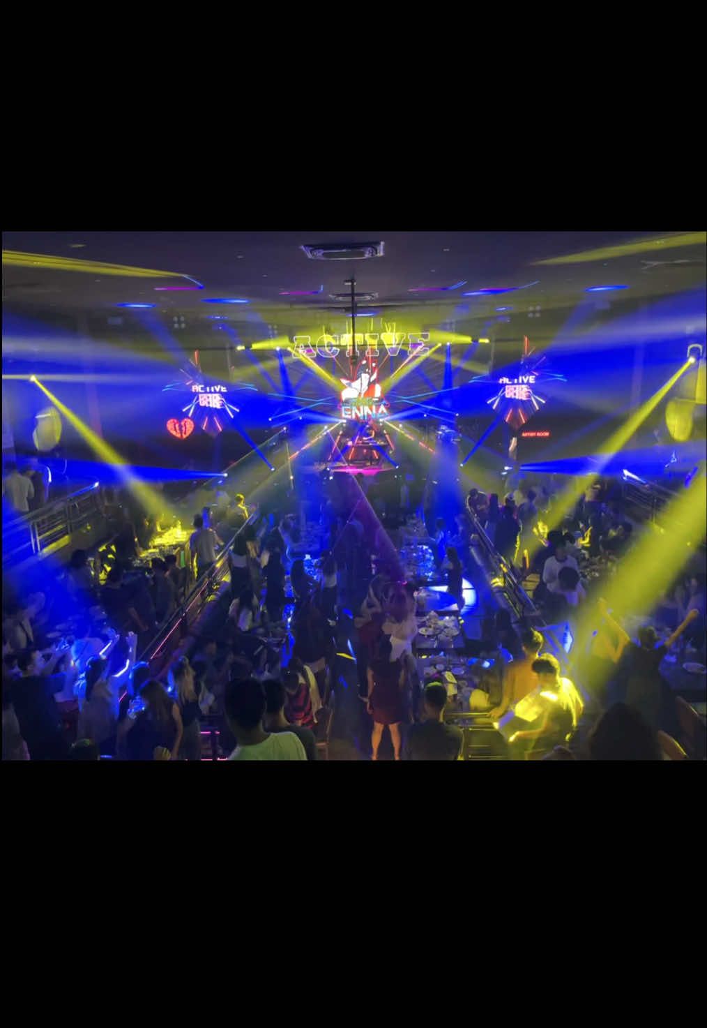 ဆိုင်မှာလဲက အပြင်လဲက😉#active စမ်းချောင်း #Active Bar,BBQ & Restaurant #စမ်းချောင်းမြို့နယ် #yangon #yangon_city #bar #band #dj #foryou #foryoupage #fyp #fypage #ရောက်စမ်းfypပေါ် 