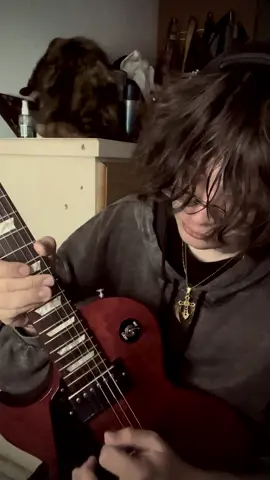 Airbag - Colombiana (vivo velez) (solo) #solodeguitarra😎👍 #solodeguitarra #fyp #airbagcover #airbagbanda #airbag #airbagoficial @Patricio Sardelli @Airbag Oficial mi gata atras